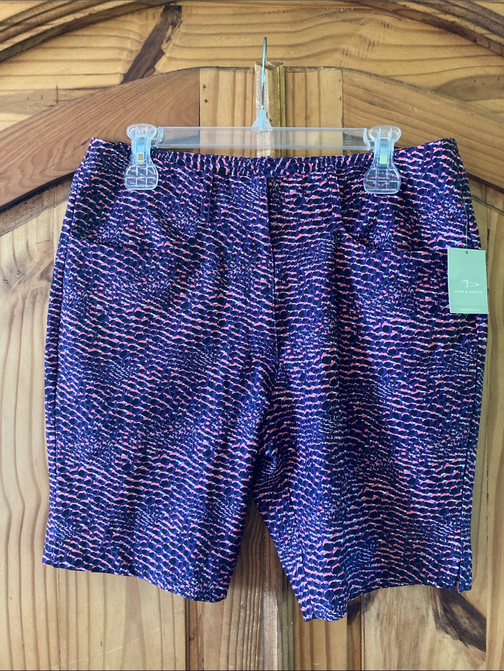 Women’s Page & Tuttle Golf purple pink shorts size 8 - NWT
